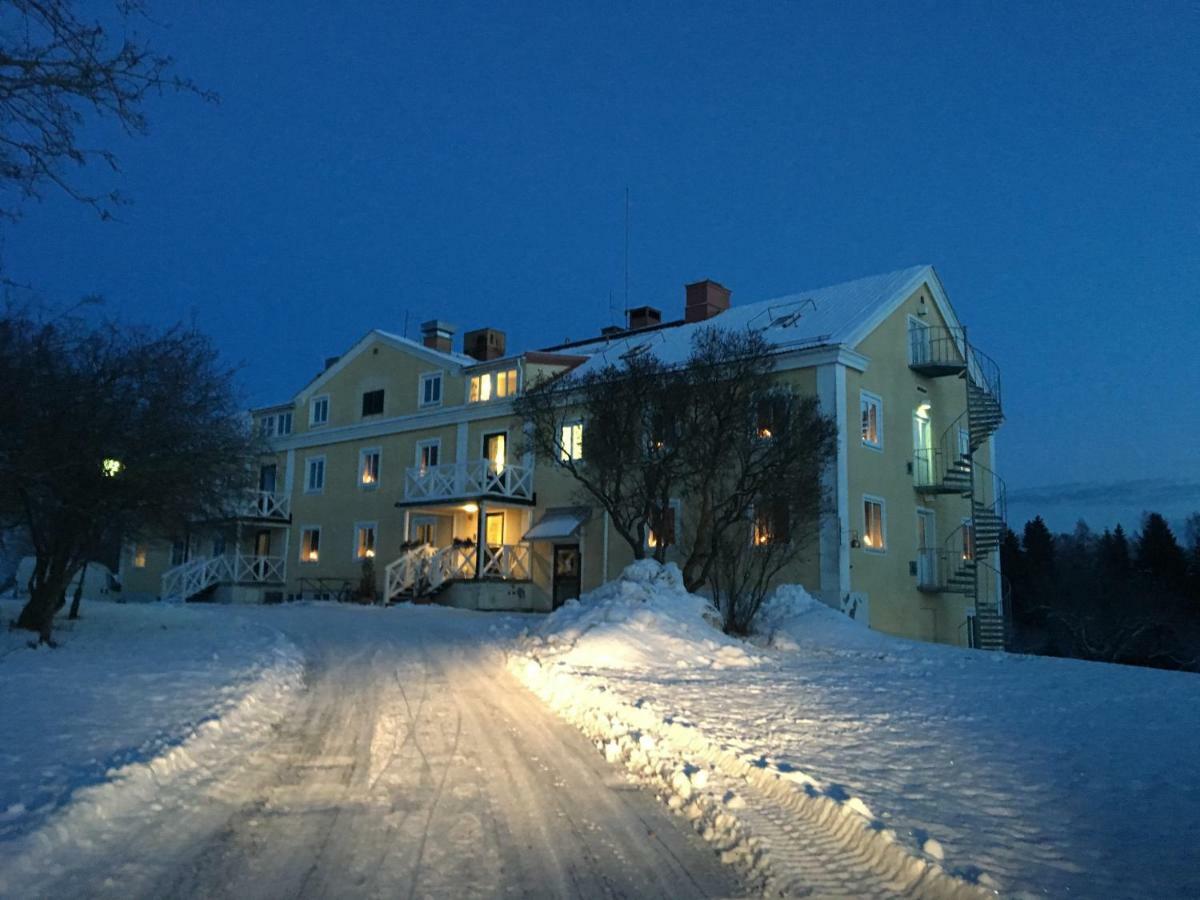 Stornasets Pensionat Och Vandrarhem ซุนด์สวาลล์ ภายนอก รูปภาพ